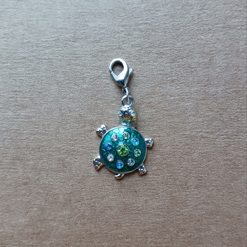 🌷 Charmalong By Bead Landing Turtle Charm / Stitch Marker 🐢
